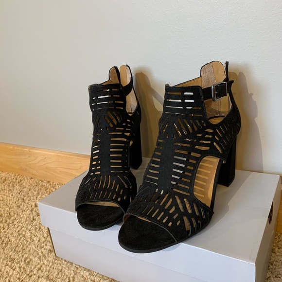 SOLD - Picture 3 of 3